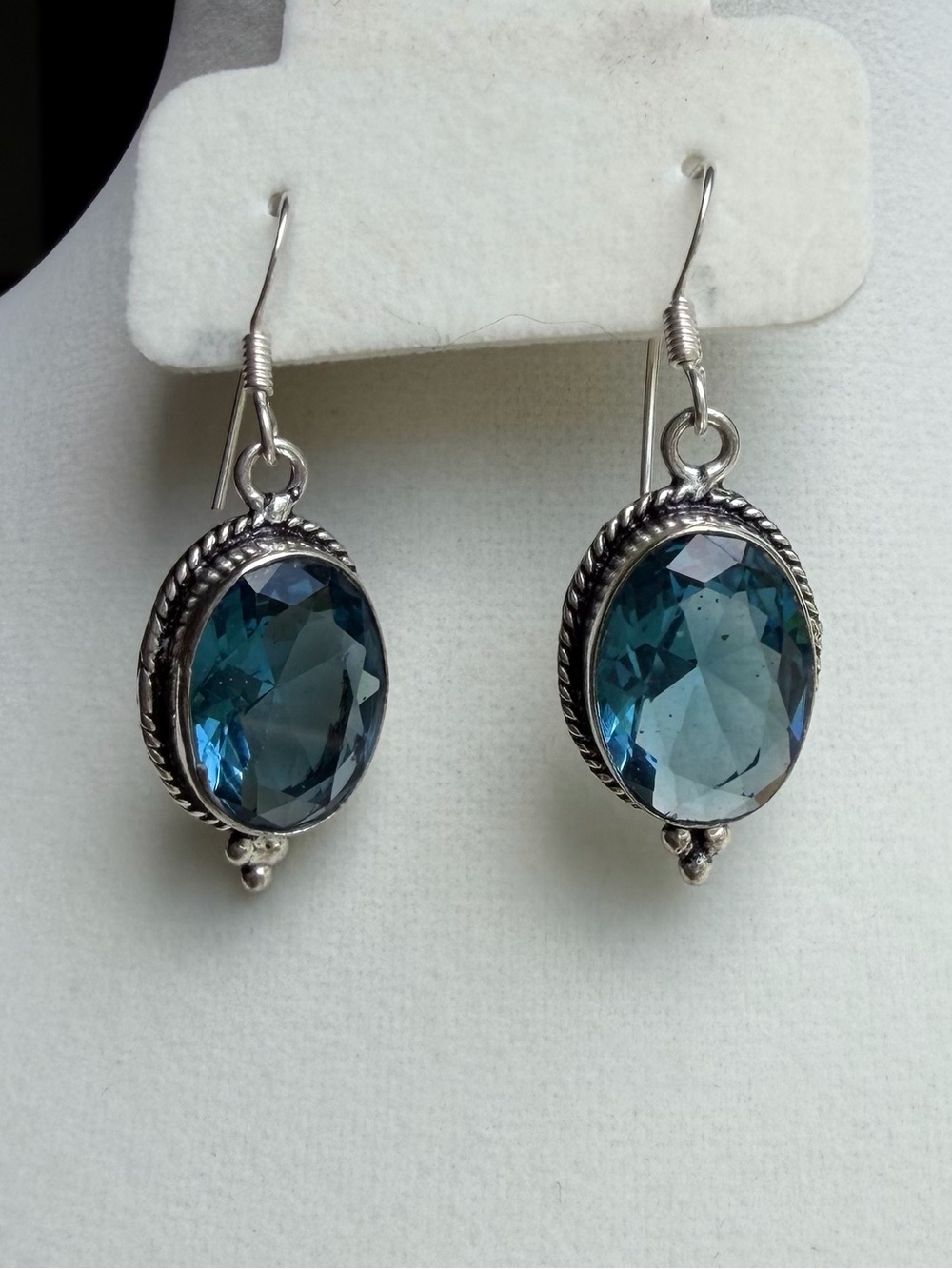 Vintage 925 Sterling Silver London Blue Topaz Oval Dangle Earrings Bezel Rope